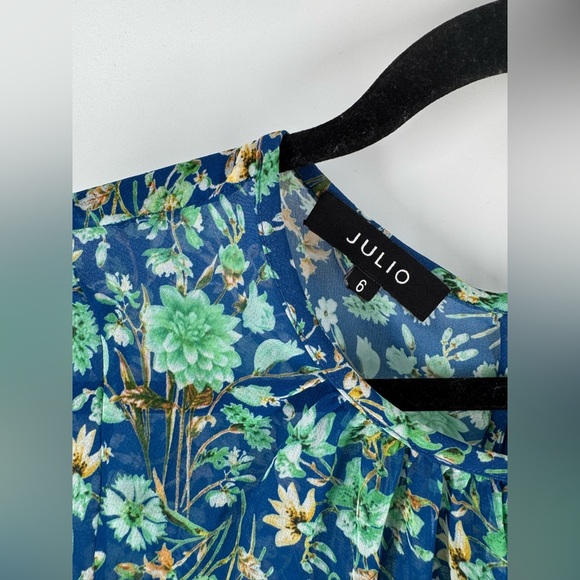 JULIO Blue Flowers Dress with belt - Picture 2 of 6